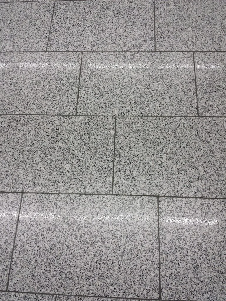 Flīžu šuvju un virsmas atkārtota apstrāde